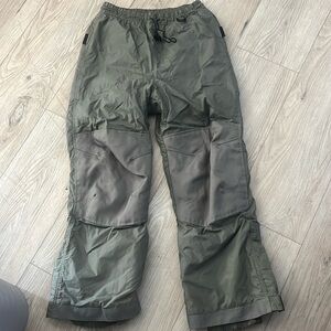 Men’s green snow pants S